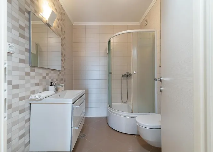 Marino * 特罗吉尔